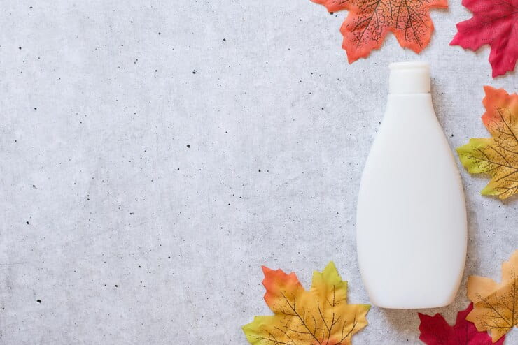 autumn bottle shampoo shower gel with falling leaves cosmetic body 1048944 4213194 1 1 1