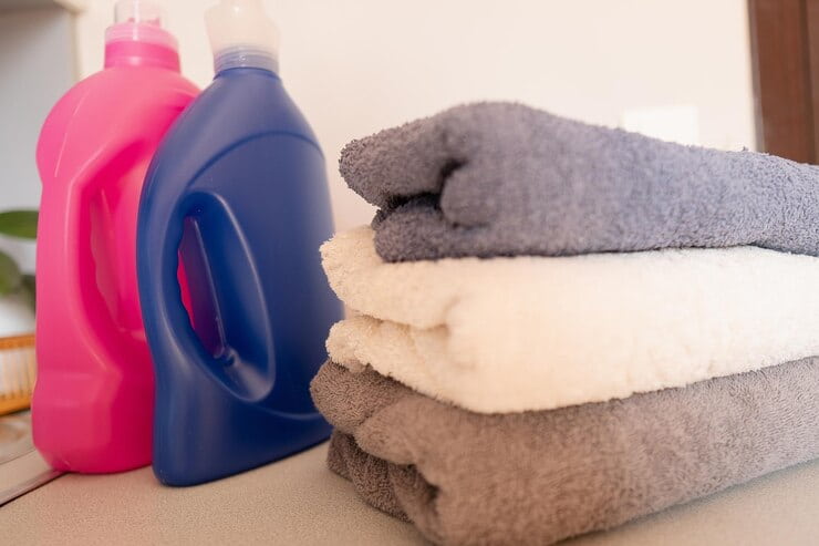 clean-laundry-folded-washing-machine-smelling-fresh-wash-with-detergent_470400-4006 (1)