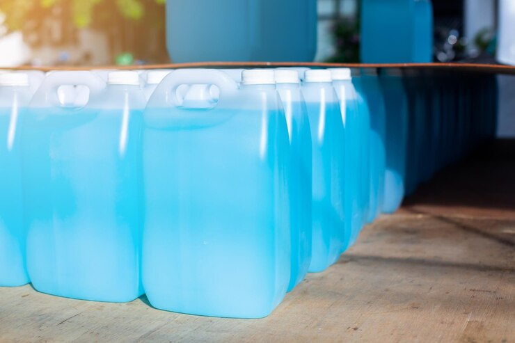 close-up-swimming-pool_1048944-27235610