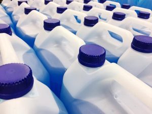 استعلام قیمت  مایع لباسشویی صنعتی در تناژ بالا