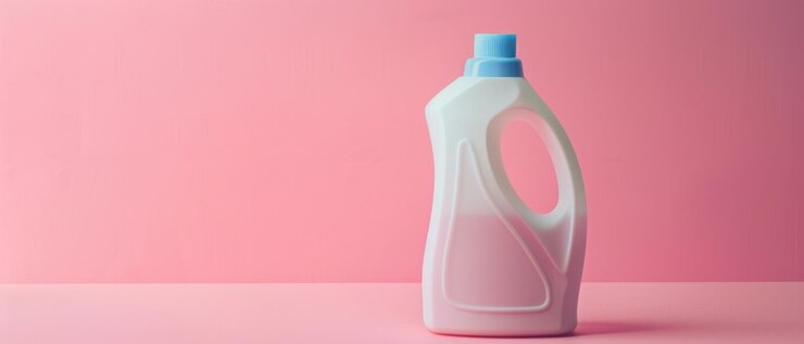 فروش عمده مایع لباسشویی با رایحه ملایم با فرمول غلیظ 2 pastel pink detergent bottle against gradient background illustrating simple appealing household cleaning product 1160871 43090