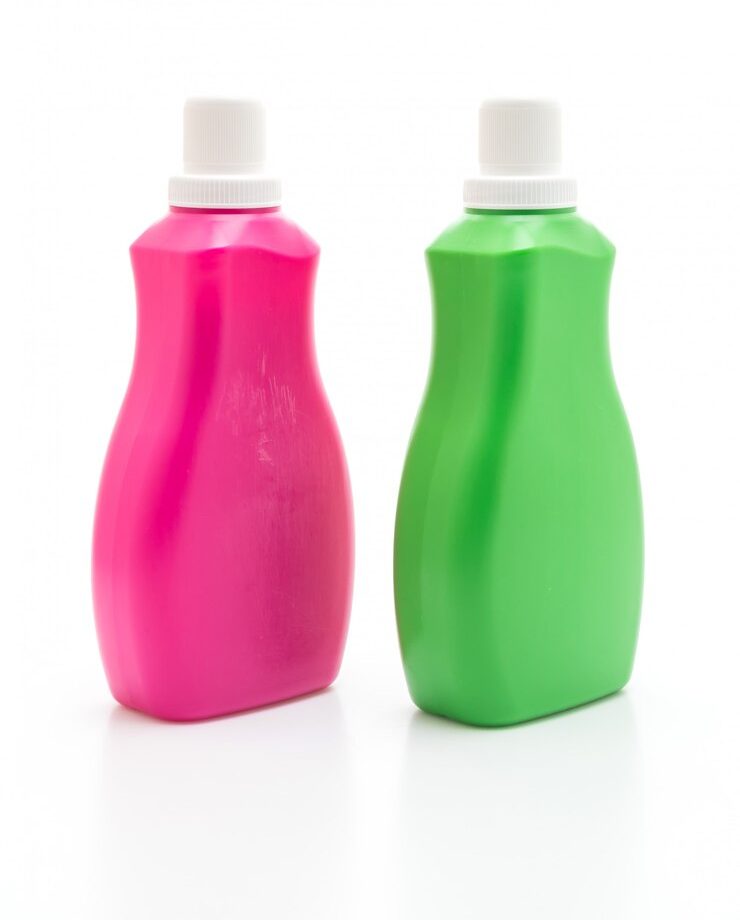 سفارش مایع لباسشویی 900 گرمی با ترکیبی ویژه 3 pink green plastic bottle detergent floor liquid cleaning white 1339 93110 e1760017845779
