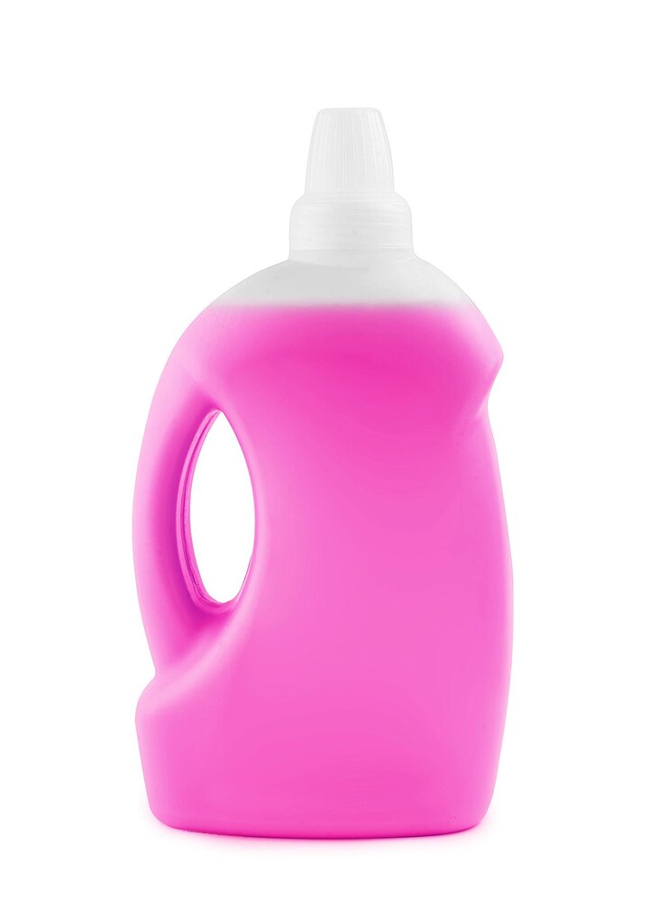 plastic clean bottle full with pink detergent 711700 10138