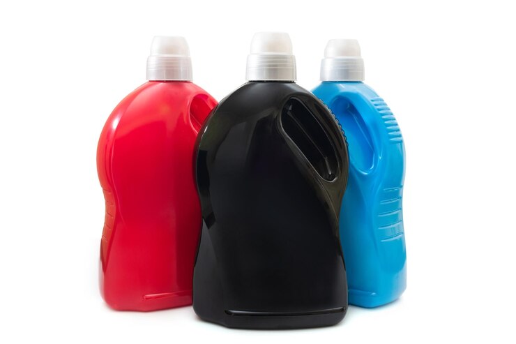 خرید مایع لباسشویی غلیظ مناسب صادرات 3 plastic containers detergent isolated white background cleaning concept 752567 2127