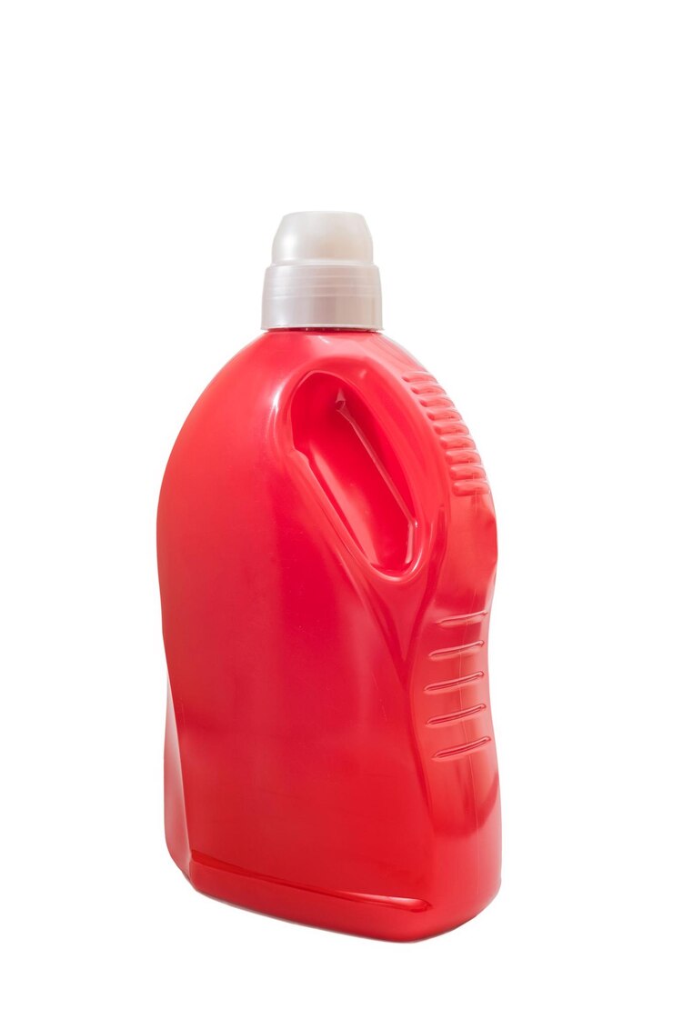 red plastic detergent bottle isolated white background 752567 3336