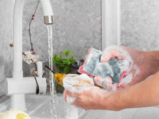 مایع ظرفشویی ضد چربی دارای قدرت پاک کنندگی بالا با کف غلیظ