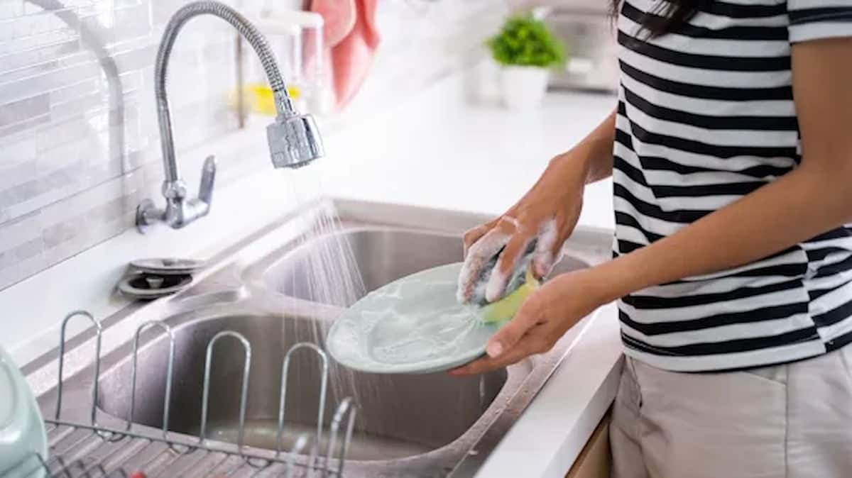 مایع ظرفشویی با رایحه گل 